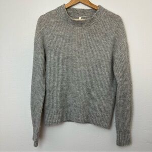 Aritzia The Group Babaton Alpaca Pullover Size XS Gray Soft Cozy Fall Timeless